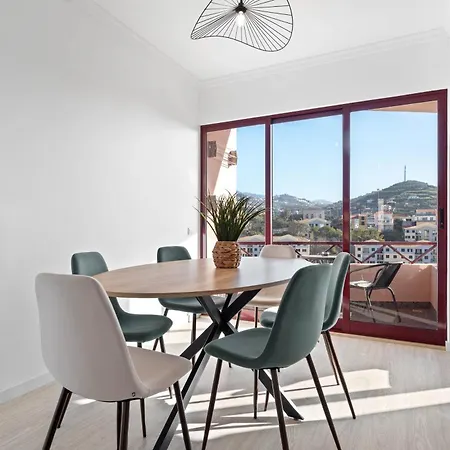 Casa Lobos * Câmara de Lobos